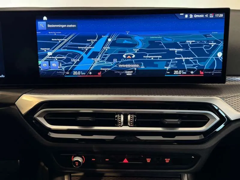 BMW 330 i Touring - MSport/Pano/Leder/ActCruise/Trekh/HiFi Image 11